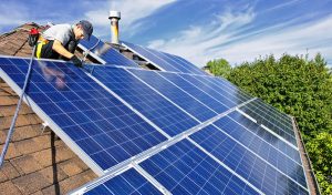 Service d'installation de photovoltaïque et tuiles photovoltaïques à Dange-Saint-Romain
